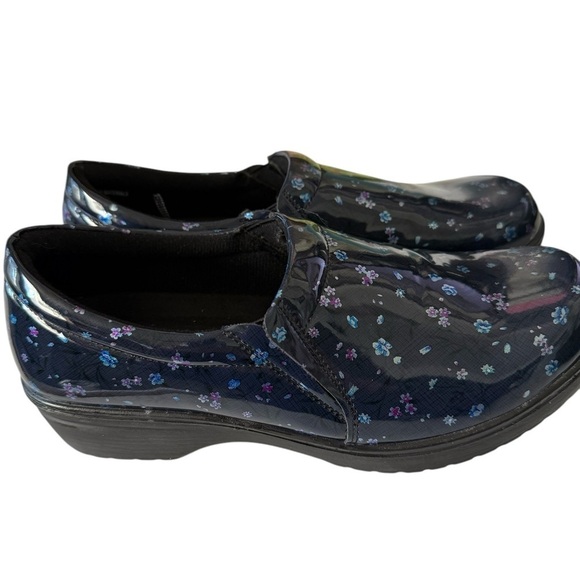 Easy Works By Easy Street Slip Resistant Size 10 Wide Tiffany Slip on Clog. - Picture 1 of 6